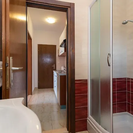 Bikaca 1 Appartement Trogir