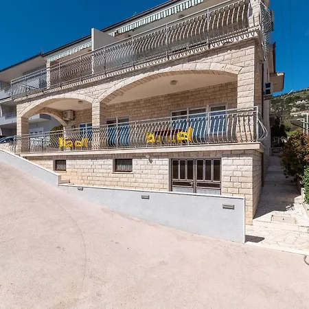 Bikaca 1 Apartment
