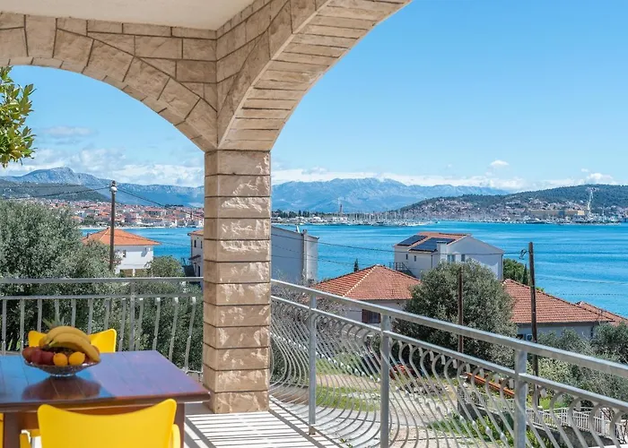 Bikaca 1 * Trogir